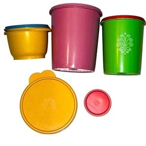 VINTAGE Replacement Tupperware 10 Piece Lot
